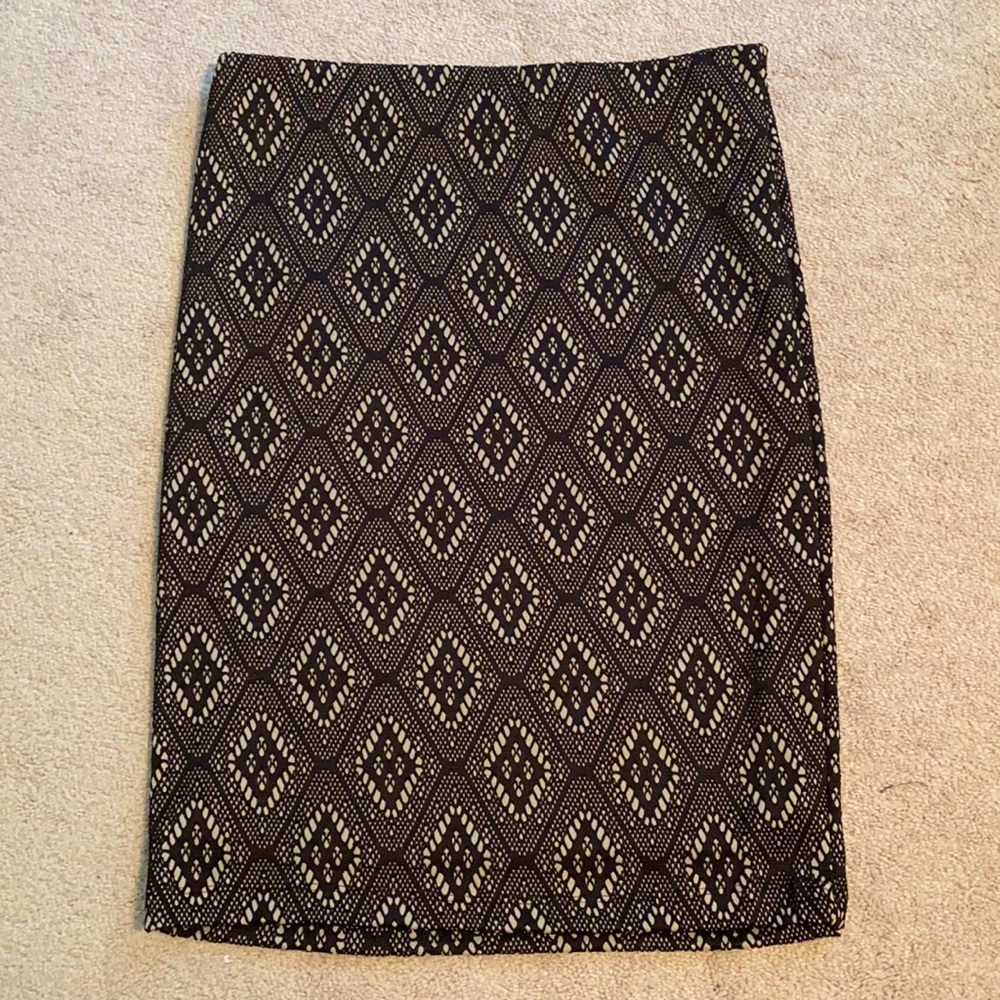 Renee C. Lace Pencil Skirt